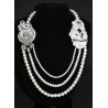 Collier en perles et soutache