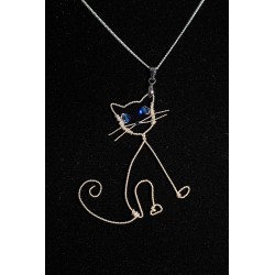 Collier en wire wrapping «chat aux yeux bleus"»